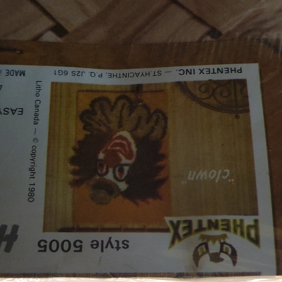 NWT Phentex Inc. Clown Hook & Hang, Crochet Rug Hook Kit, Clown, Crafts. - Picture 6 of 6